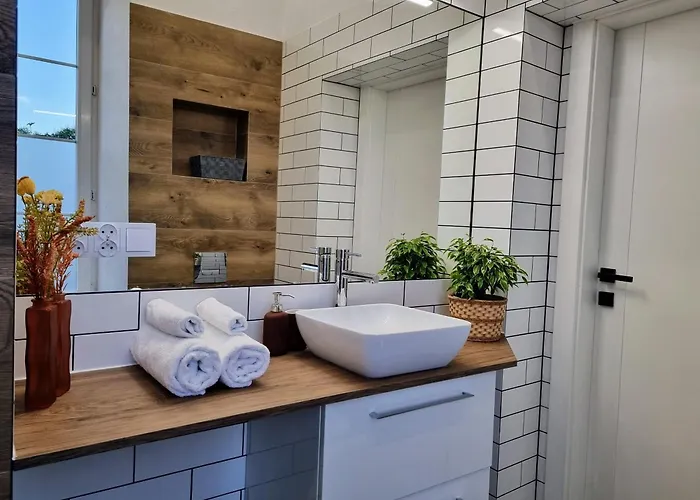 Bialy Kruk Vis-a-vis Jasnej Gory 2b Apartmán