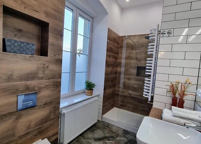 Bialy Kruk Vis-a-vis Jasnej Gory 2b Apartmán Čenstochová